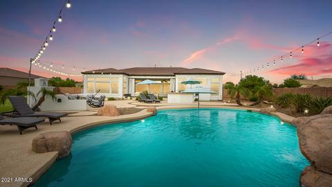 6484 S Crestview Ct, Gilbert, AZ 85298 photo 2