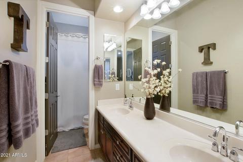 6484 S Crestview Ct, Gilbert, AZ 85298 photo 24