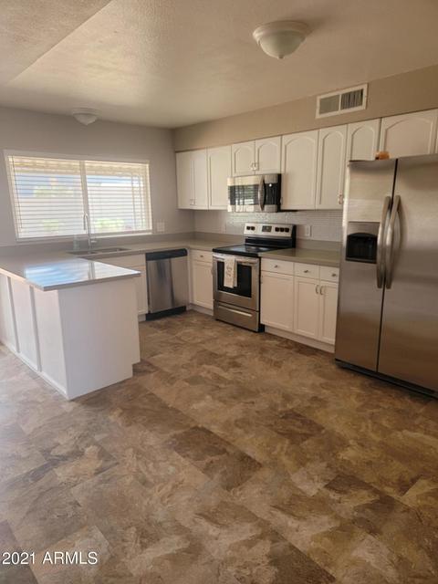 2101 E Vista Dr, Phoenix, AZ 85022 photo 6