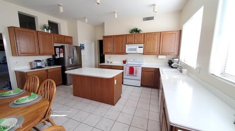 1645 E Campbell Ave, Gilbert, AZ 85234 photo 3