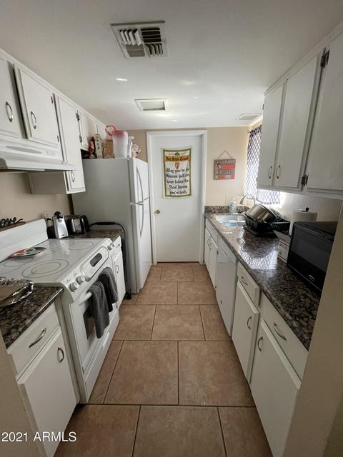 1160 E Cochise Dr, Phoenix, AZ 85020 photo 9