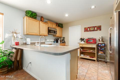 2273 E Arabian Dr, Gilbert, AZ 85296 photo 5