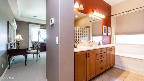 9915 E Grandview Cir, Mesa, AZ 85207 photo 16