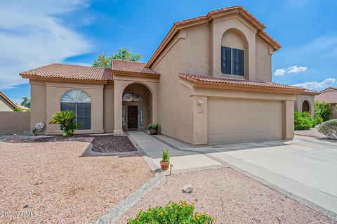 3911 E Desert Flower Ln, Phoenix, AZ 85044 photo 1