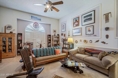3911 E Desert Flower Ln, Phoenix, AZ 85044 photo 2
