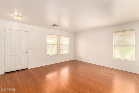 1922 E Patrick Ln, Phoenix, AZ 85024 photo 3