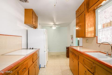 7608 N 17th Dr, Phoenix, AZ 85021 photo 6
