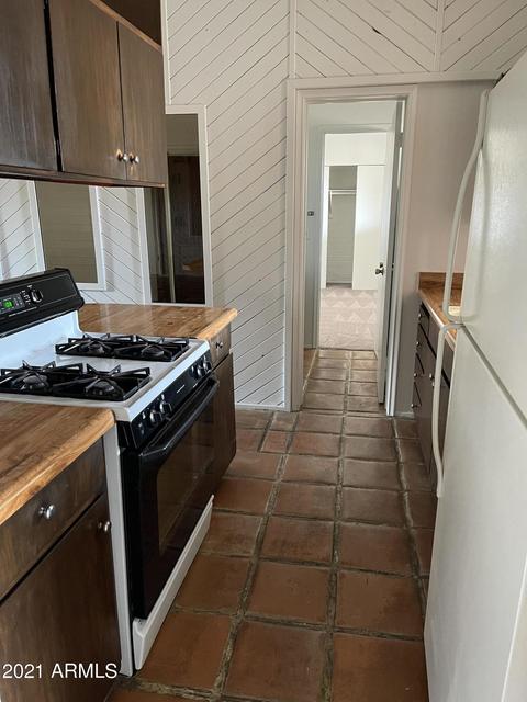 836 E Carson Rd, Phoenix, AZ 85042 photo 11