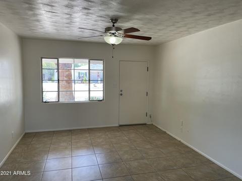 2208 E Sells Dr, Phoenix, AZ 85016 photo 4