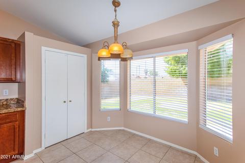 2028 E Devon Rd, Gilbert, AZ 85296 photo 8