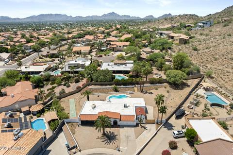 2749 E Gelding Dr, Phoenix, AZ 85032 photo 31