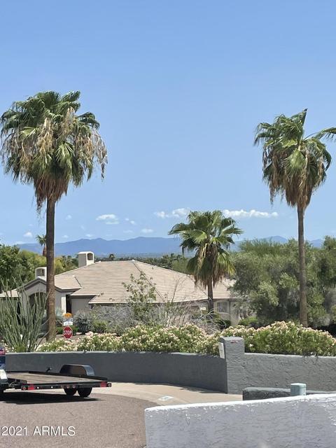 2749 E Gelding Dr, Phoenix, AZ 85032 photo 2