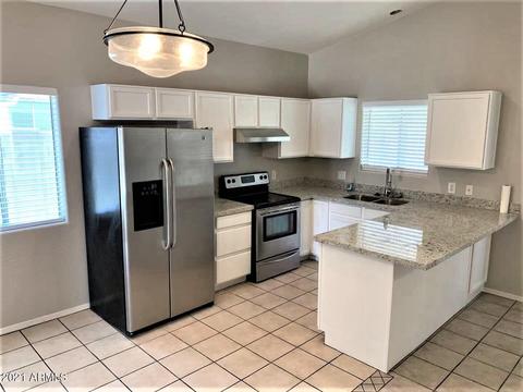 7612 W Montecito Ave, Phoenix, AZ 85033 photo 1