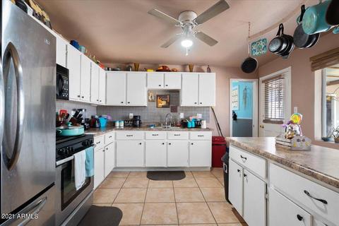 5533 N 38th Dr, Phoenix, AZ 85019 photo 9