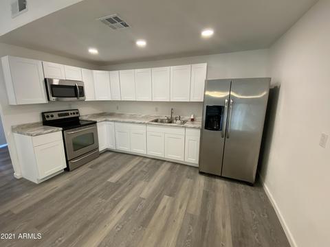 4843 N 80th Dr, Phoenix, AZ 85033 photo 6