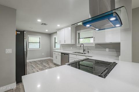 1045 E Clarendon Ave, Phoenix, AZ 85014 photo 7