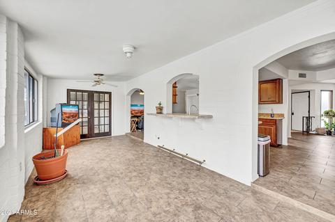 910 E 10th Pl, Mesa, AZ 85203 photo 3