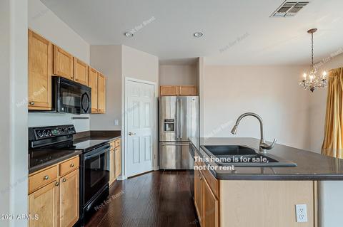 7231 S Golfside Ln, Phoenix, AZ 85042 photo 4