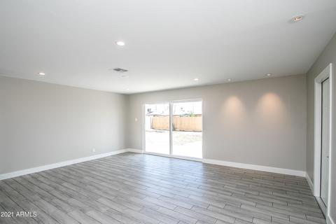 4715 E Taylor St, Phoenix, AZ 85008 photo 6