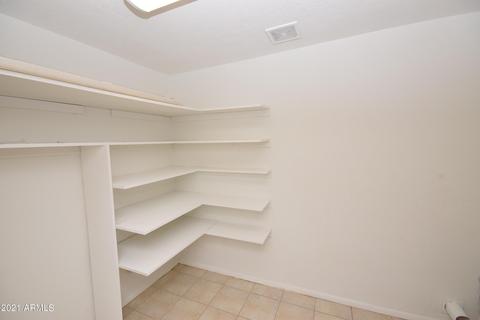 3247 E Greenway Ln, Phoenix, AZ 85032 photo 11
