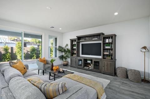 1359 E Mclellan Blvd, Phoenix, AZ 85014 photo 4