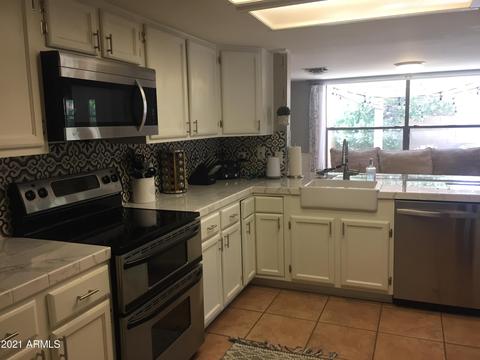 526 N Granite St, Gilbert, AZ 85234 photo 5