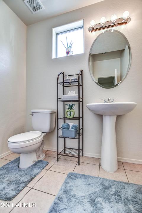 3923 E Branham Ln, Phoenix, AZ 85042 photo 18