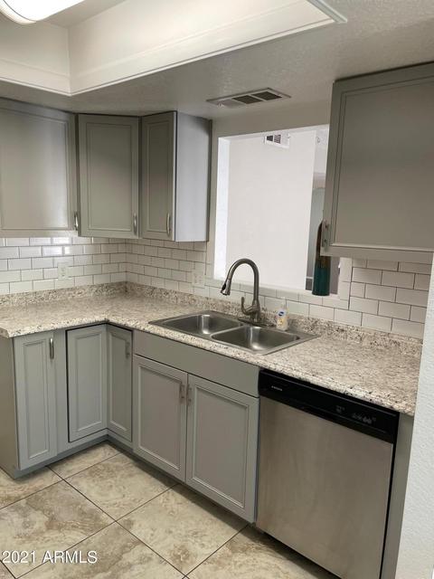 2526 E Bluefield Ave, Phoenix, AZ 85032 photo 12