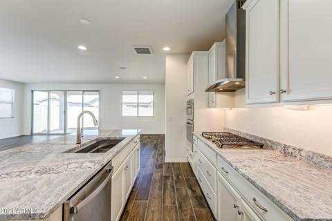 9844 E Supernova Dr, Mesa, AZ 85212 photo 4