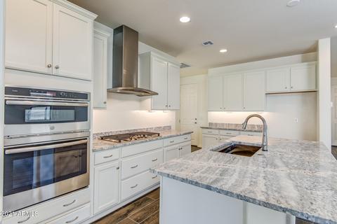 9844 E Supernova Dr, Mesa, AZ 85212 photo 2