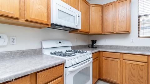 2963 E Palmdale Ln, Gilbert, AZ 85298 photo 17