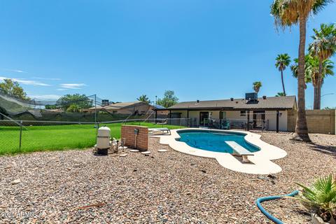 2240 W Behrend Dr, Phoenix, AZ 85027 photo 2