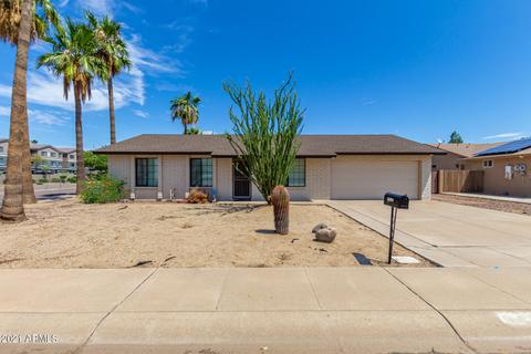 2240 W Behrend Dr, Phoenix, AZ 85027 photo 1