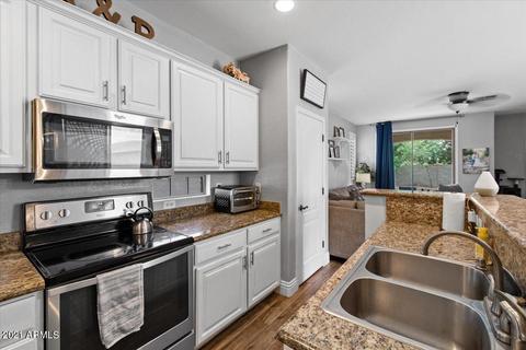 4237 E Santa Fe Ln, Gilbert, AZ 85297 photo 7