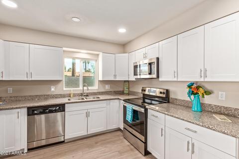 1901 E Julie Dr, Tempe, AZ 85283 photo 6
