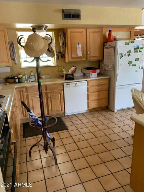 3716 E Vineyard Rd, Phoenix, AZ 85042 photo 10