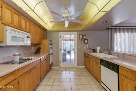 3325 E Medlock Dr, Phoenix, AZ 85018 photo 4