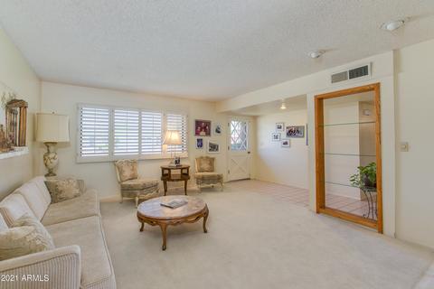 3325 E Medlock Dr, Phoenix, AZ 85018 photo 2