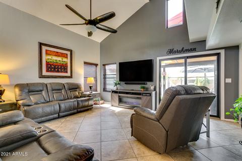 2215 E Taro Ln, Phoenix, AZ 85024 photo 9