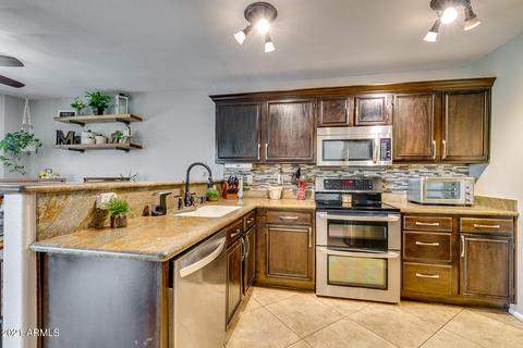 2215 E Taro Ln, Phoenix, AZ 85024 photo 13