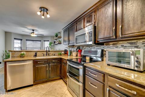 2215 E Taro Ln, Phoenix, AZ 85024 photo 14