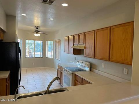 2847 E Cathy Dr, Gilbert, AZ 85296 photo 10
