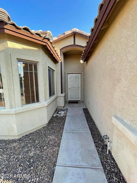 2847 E Cathy Dr, Gilbert, AZ 85296 photo 3