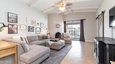 3934 E Sunnyside Dr, Phoenix, AZ 85028 photo 3