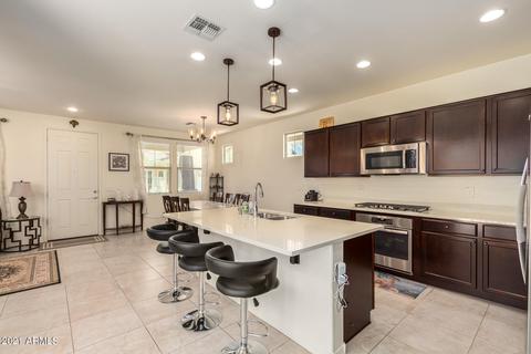 2240 S Wallrade Ln, Gilbert, AZ 85295 photo 9