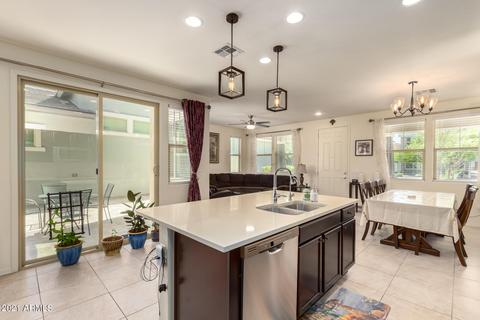 2240 S Wallrade Ln, Gilbert, AZ 85295 photo 10
