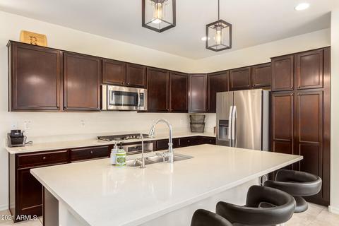 2240 S Wallrade Ln, Gilbert, AZ 85295 photo 8