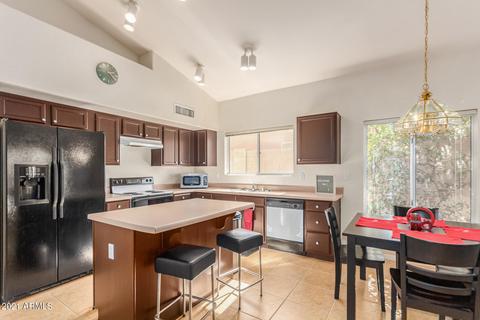 4240 E South Fork Dr, Phoenix, AZ 85044 photo 2