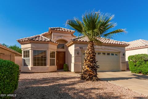 4240 E South Fork Dr, Phoenix, AZ 85044 photo 1