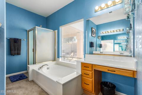 4240 E South Fork Dr, Phoenix, AZ 85044 photo 9